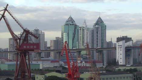 Cityscape-of-Shanghai,-China-filmed-from-the-harbor