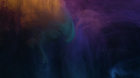 imágenes de explosión de humo abstracto coloreado
