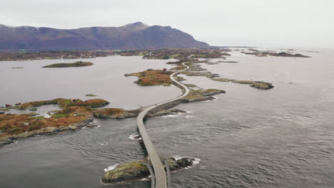 Aerial-Panoramic-Of-Storseisundet-Bridge-In-The-Atlantic-Road-In-More-og-Romsdal-County,-Norway