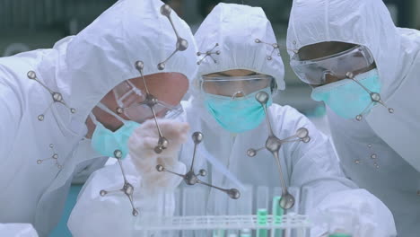 animación de estructuras moleculares flotando sobre un equipo de científicos que trabajan juntos en el laboratorio.