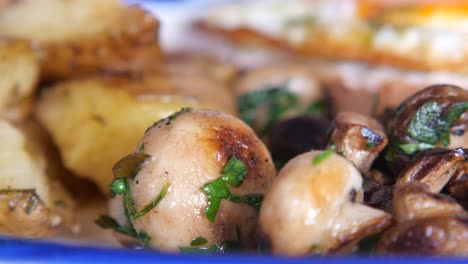 breakfast with potatoes and mushrooms