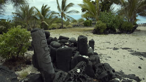 hawaii statue symbol beach sand tradition historical