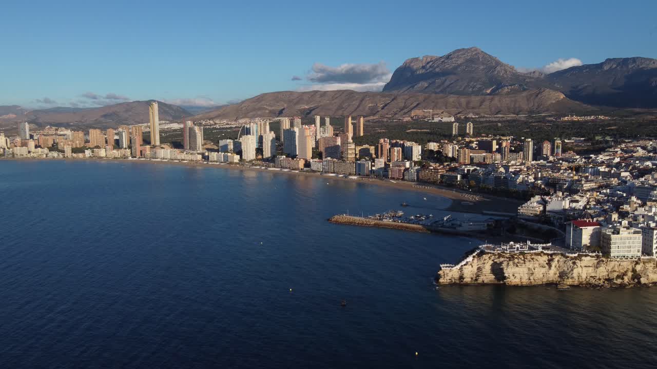 benidorm의 공중 하강 전망, "balcón del mediterráneo" 전망대