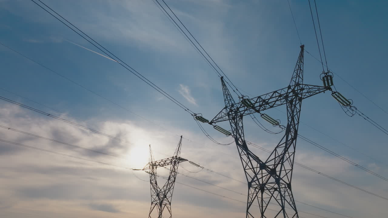 High Voltage Power Transmission Lines