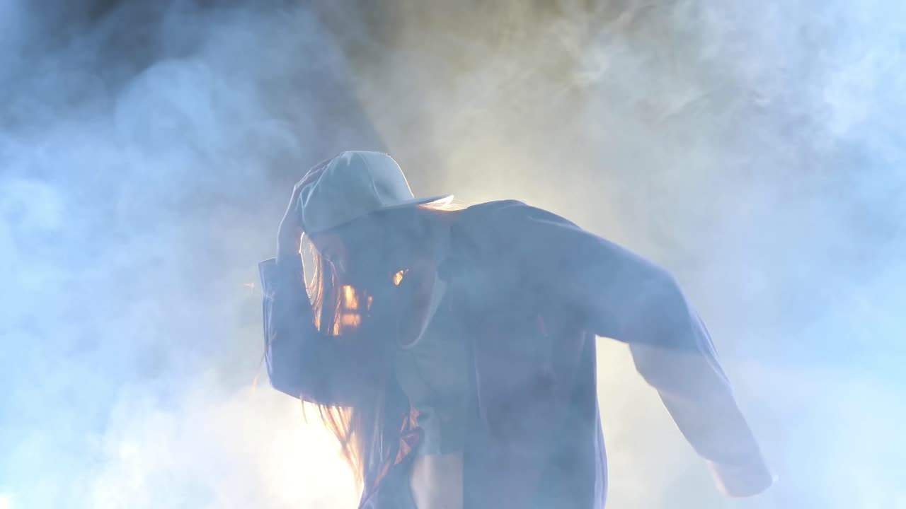 танцовщица