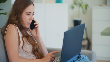 Porträt-Einer-Frau,-Die-Am-Telefon-Spricht