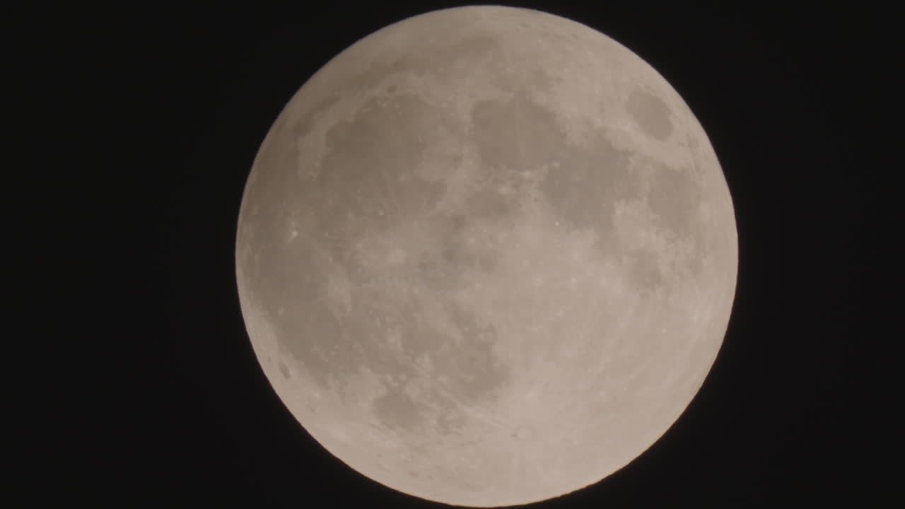 Page 2 | Full phase of the moon Videos - HD and 4K to download