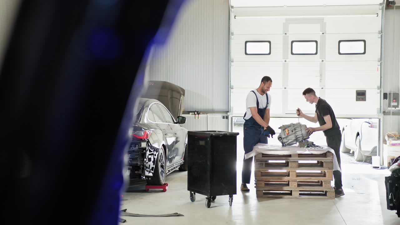 진행 중인 자동차 수리