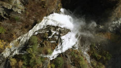 Vista-Aérea-De-La-Cascada-Skjerfossen-1