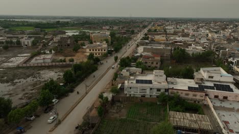 Badins-Belebte-Straße,-Luftaufnahme,-Pakistan