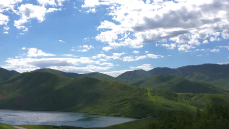 a wide shot of strawberry reservoir in utah