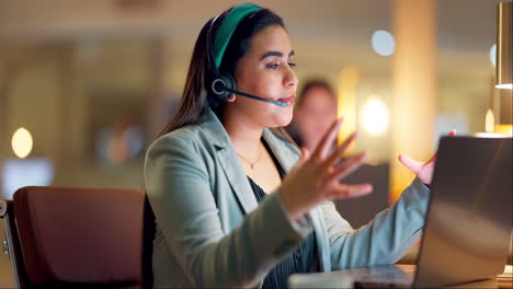 Face,-woman-and-call-centre-with-headset-on-laptop