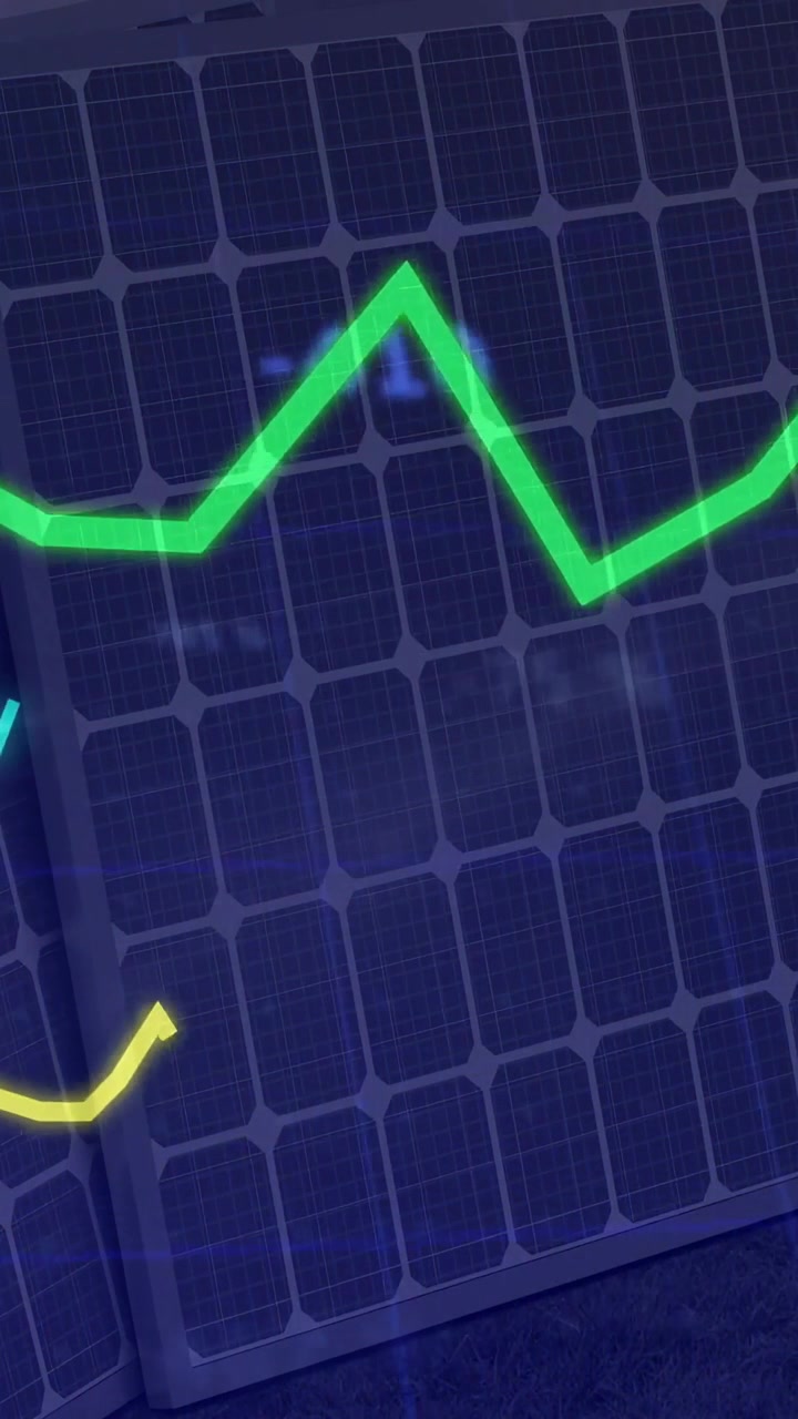 Pannello solare che si avvia con numeri tenui, un grafico verde che si disegna, tracce ciano che monitorano la produzione solare.