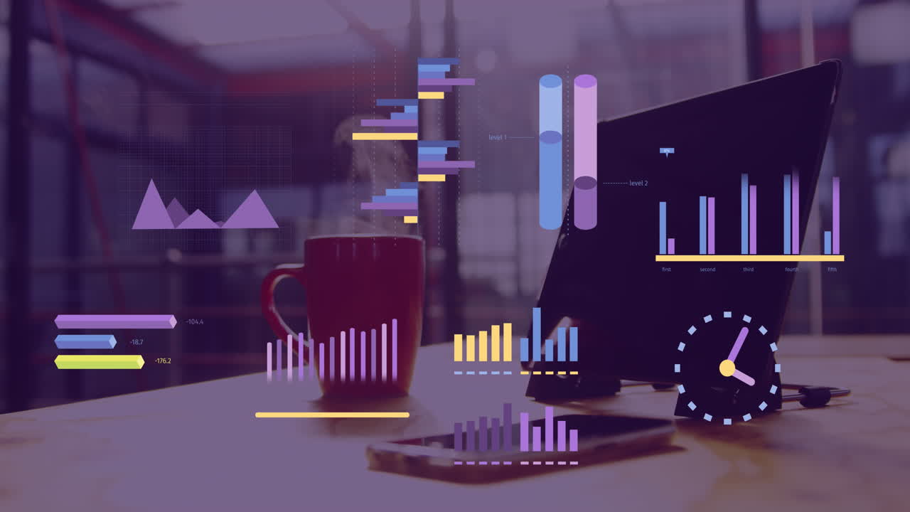 animación del procesamiento de datos financieros en una computadora portátil en un escritorio