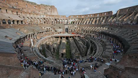 inside the colosseum, time-lapse