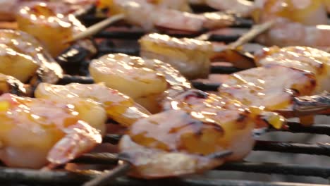 shrimps are grilled on a barbecue 1