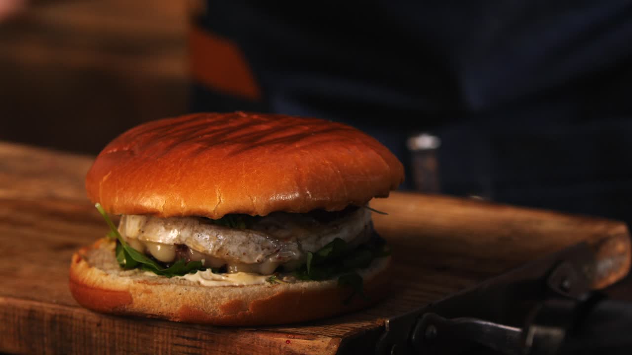 hamburguesa de camembert gourmet