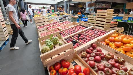 vibrant market showcasing fresh produce and interactions