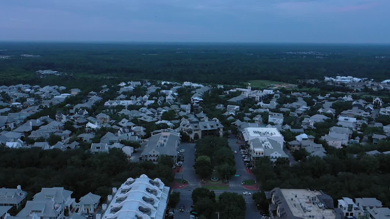 로즈마리 비치 플로리다 상공을 비행하는 무인 항공기보기