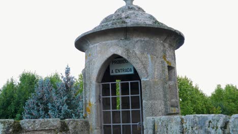 Vista-De-La-Torreta-En-El-Castillo-De-Chaves,-Portugal.