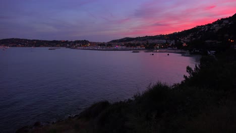 Die-Sonne-Geht-An-Frankreichs-Atemberaubender-Cote-D&#39;azur-Unter