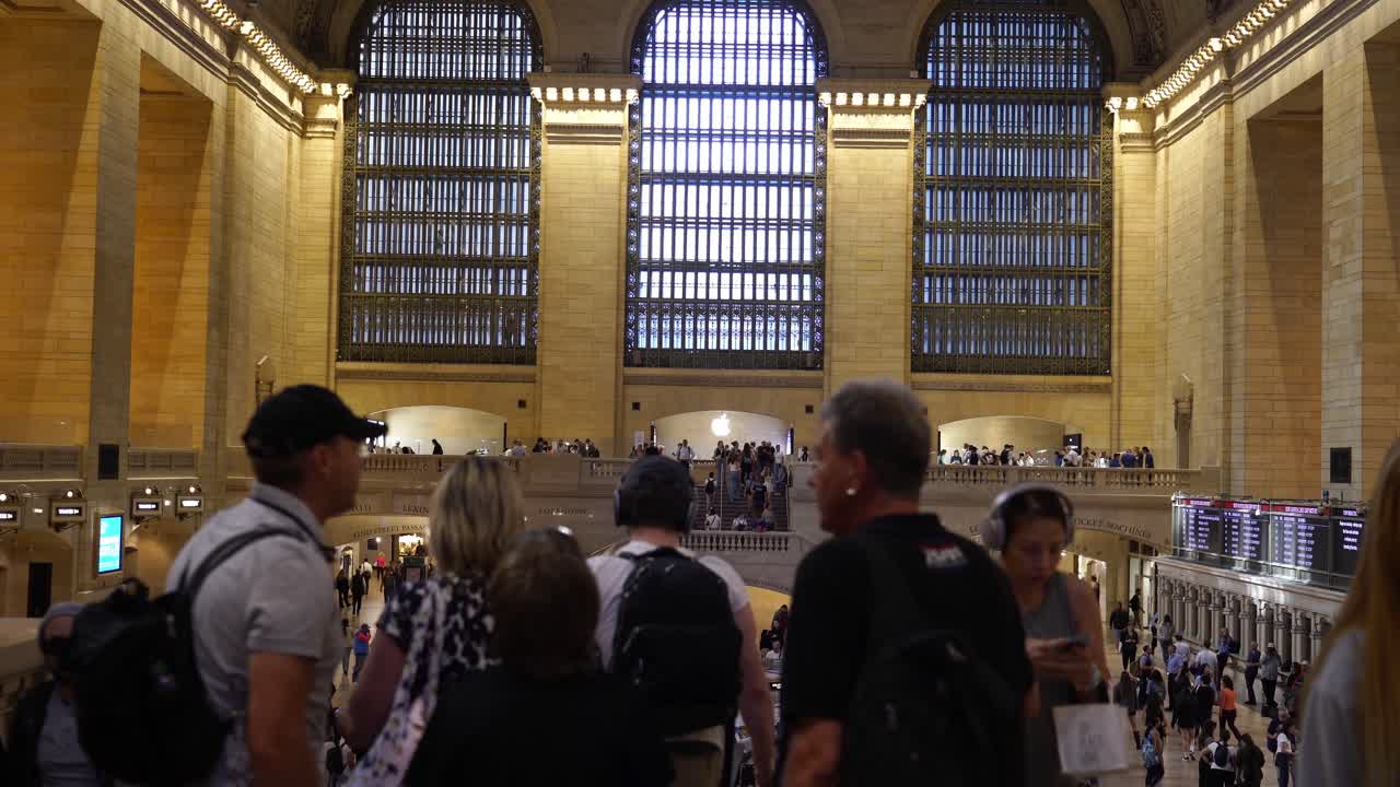 Grand Central Terminal: A Crowded Interior View