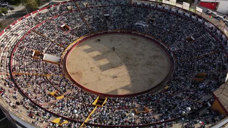 Imágenes-De-Drones-De-4k-De-Una-Corrida-De-Toros-En-Portugal