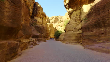 en petra, jordania y en la ciudad de siq.