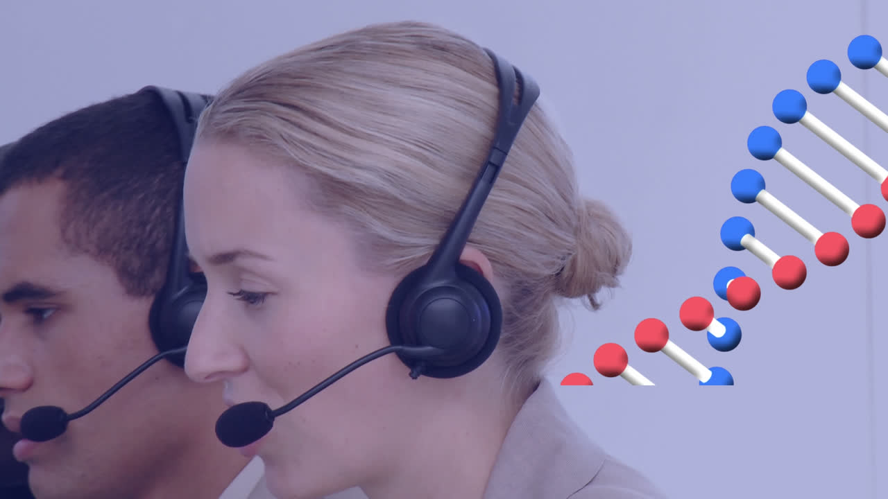 анимация цепи днк над бизнесменами, использующими телефонные наушники.