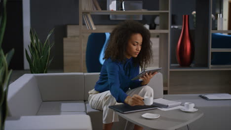 African-american-woman-using-a-tablet