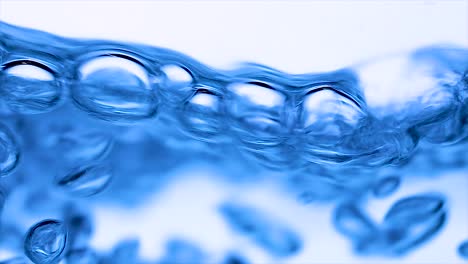 Close-up-water-in-slow-motion