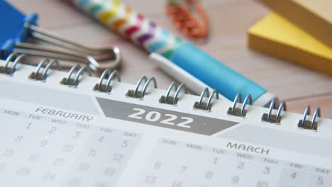 2022 calendar and office supplies