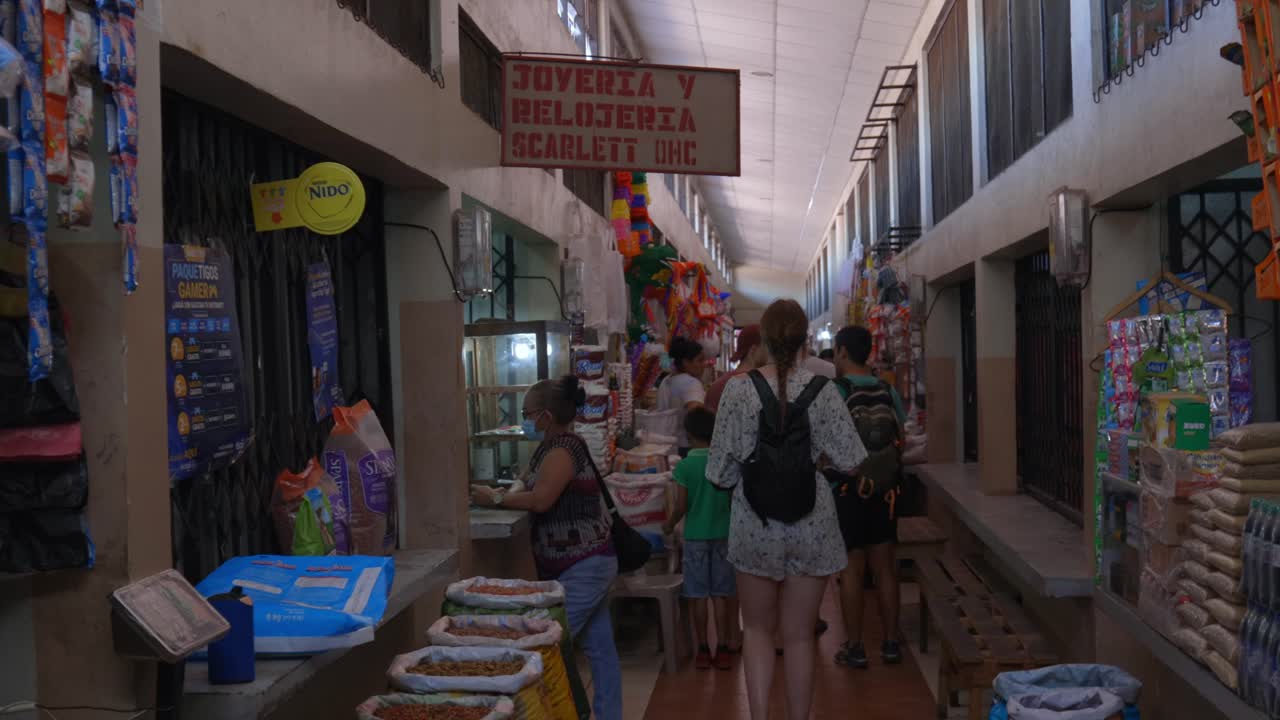 Indoor market shopping Nicaragua León Central America spice condiment shop