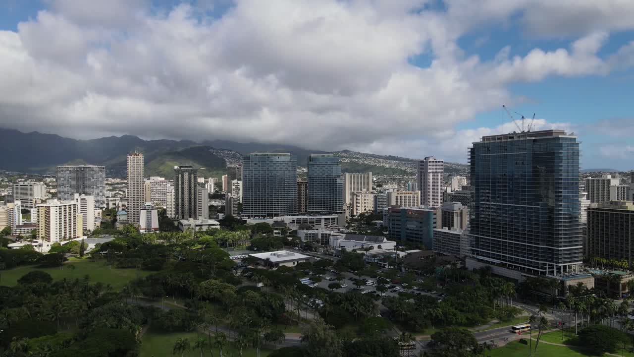 The gorgeous beaches of Honolulu in Hawaii