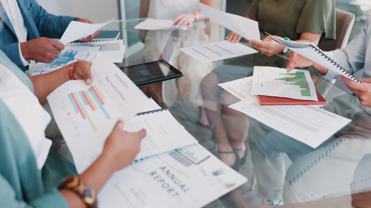 Data analytics, teamwork or hands of business