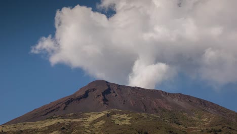 el volcán de stromboli 4k6