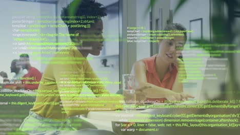 animación del procesamiento de datos sobre diversas personas de negocios