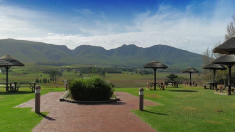 Vistas-Panorámicas-De-Las-Montañas-Del-Río-Klein-En-Las-Afueras-De-Hermanus,-Sudáfrica