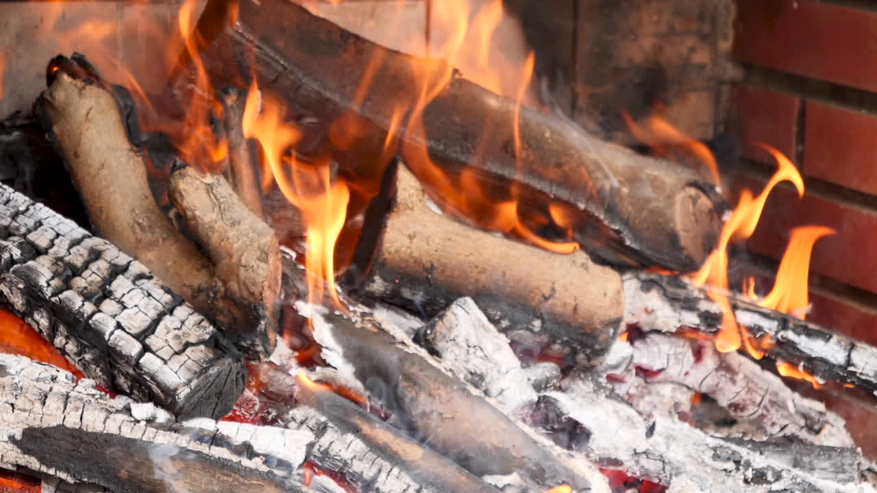 천연 나무 숯불 그릴