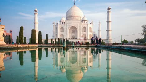 time lapse view of tourists at the taj mahal in agra, uttar pradesh, india