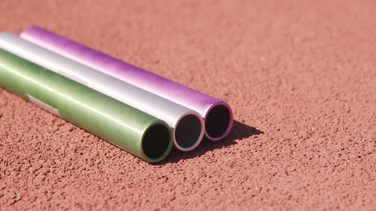 el video de los bastones.