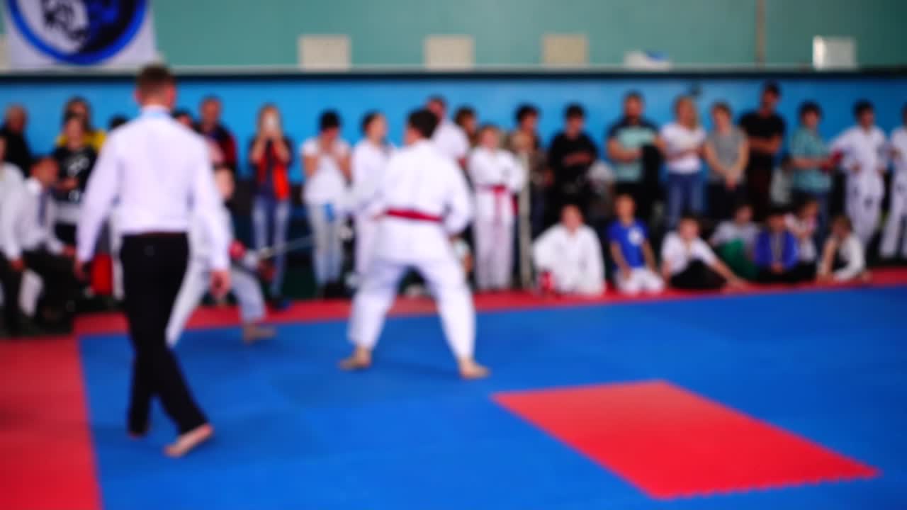 Competizioni di karate. Fuori fuoco. Slow motion