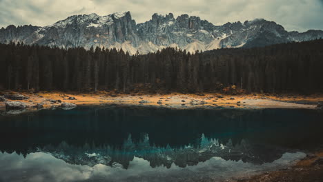 Time-Lapse-of-Lake-Carezza-Western-Dolomites-Italy