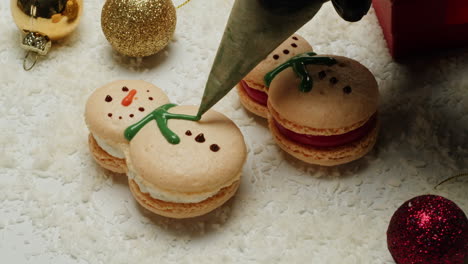christmas snowman macarons