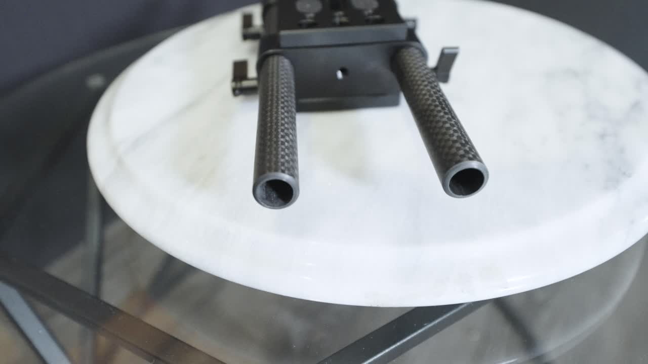 наклона вверх от объекта